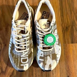 Adidas x Undefeated QS AdiZero Adios 3. Size US 6 Camo Tan. B27771. ultra boost.